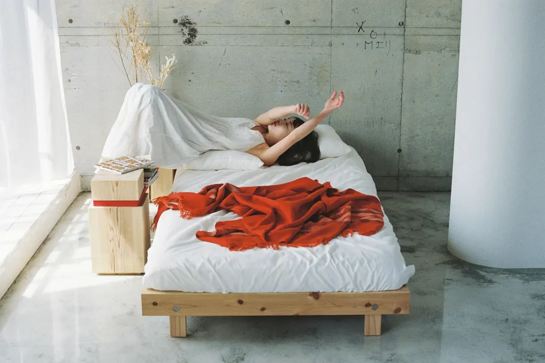 RAFT のある部屋で朝を迎える